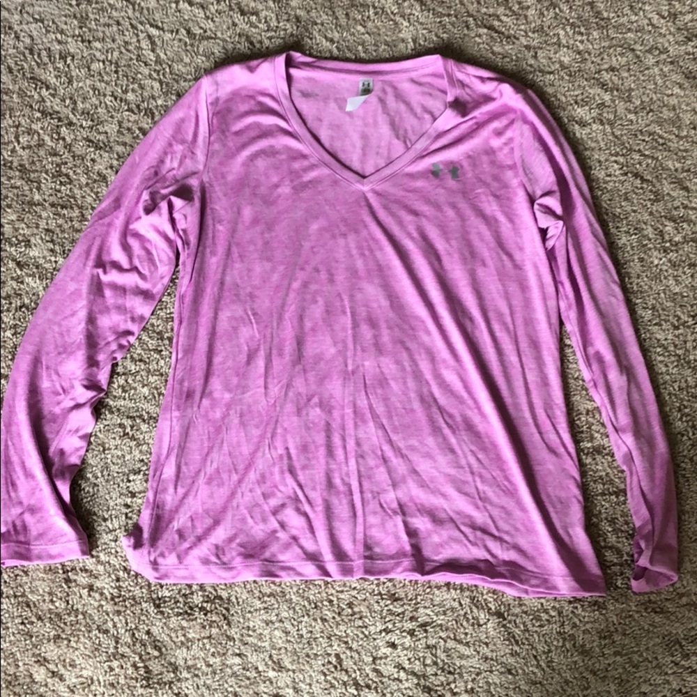 NWOT Under Armour large heat gear long sleeve tee